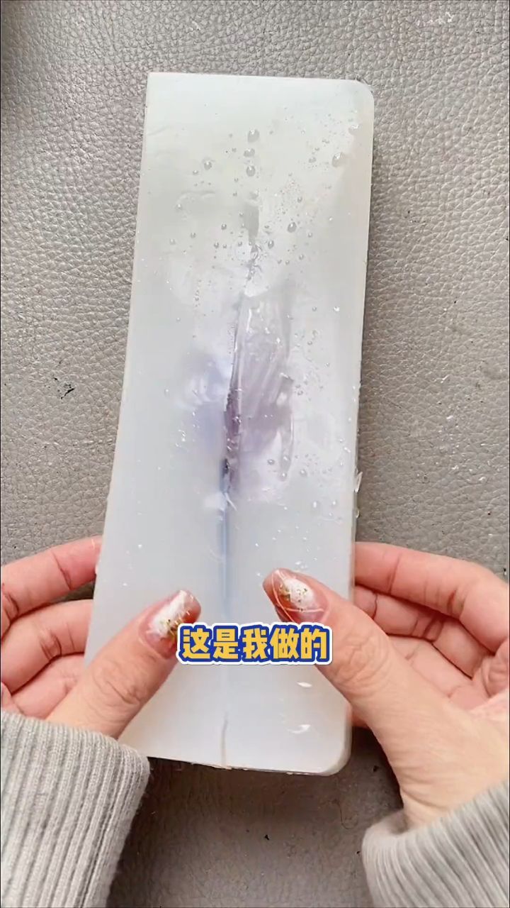手工diy给我麻麻做了一支羽毛笔