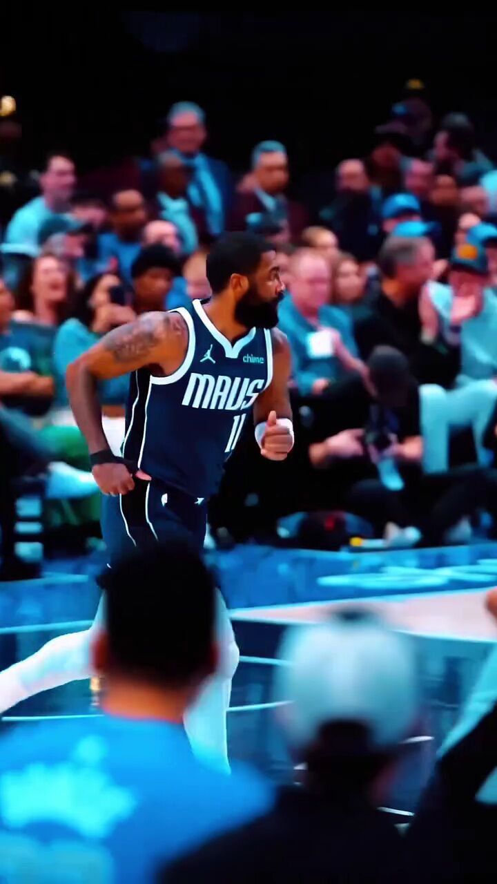 不愧是联盟最好的控卫,欧文细节突破极限上篮命中#铁铁的nba特辑#欧文