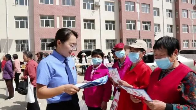 民族政策宣传月 | 宣传活动进集市 民族团结聚合力