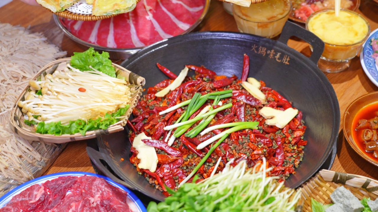 贺兰也有十五张重庆老火锅了!