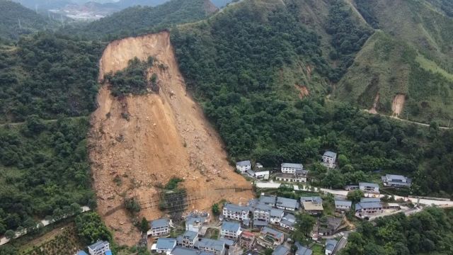 视频丨中国安能二局紧急驰援福建龙岩受灾地区