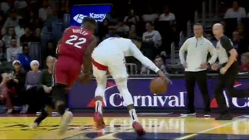 《迈阿密热火》【回放】NBA杯小组赛：猛龙vs热火英文原声全场回放
