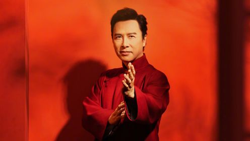 2025年中央广播电视总台春节联欢晚会_纯享:甄子丹等表演武术《笔走龙蛇》_腾讯视频