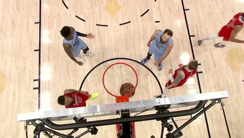 《NBA全场集锦》这都不能拦住!麦科勒姆无惧生拉硬拽打进神奇2+1