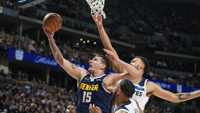 森林狼vs掘金五佳球 戈登与约基奇默契连线风骚背扣