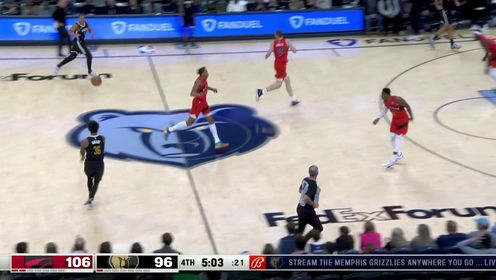 《NBA全场集锦》该要劲儿的时候绝不松懈 3J大帽拦截+甩狙三分提振士气