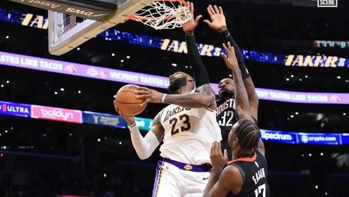 《TOP时刻》【原声】3日NBA十佳球 保罗-乔治铁血三分完成准绝杀 詹姆斯360度上篮以一敌二轻松惬意