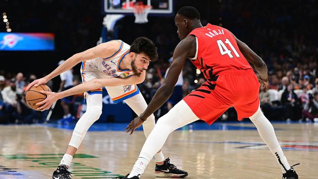 开拓者77-139雷霆 亚历山大31分吉迪三双雷霆主场62分狂胜开拓者