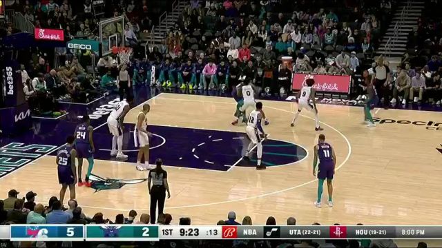 NBA常规赛：76人vs黄蜂第1节中文解说回放