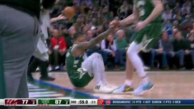 NBA常规赛：骑士vs雄鹿英文原声全场回放