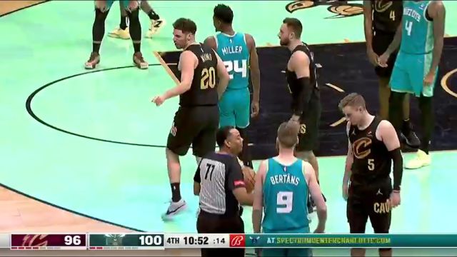 NBA常规赛：骑士vs黄蜂第4节中文解说回放