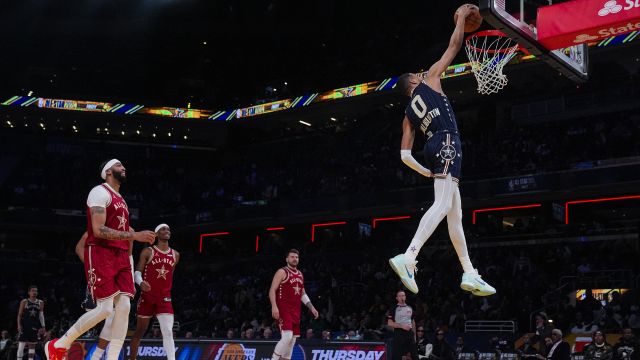 哈利伯顿vs西部明星队 全场32+7+6无解三分连珠炮摄
