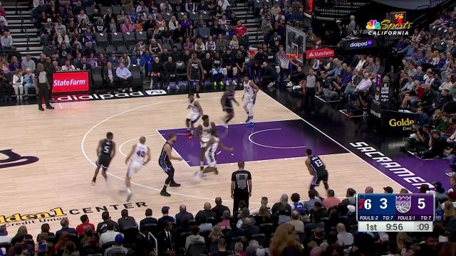 防守在哪里 基根-穆雷突入篮下如入无人之境暴力扣篮