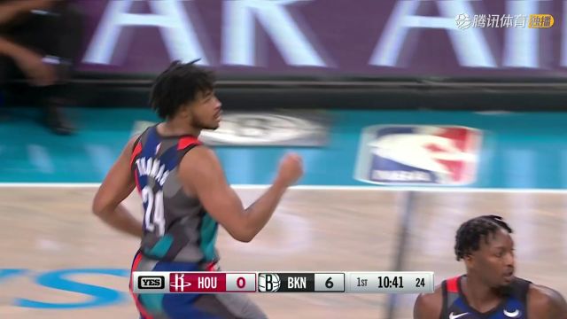 托马斯妙传信手拈来 克拉克斯顿腾空而起空接暴扣