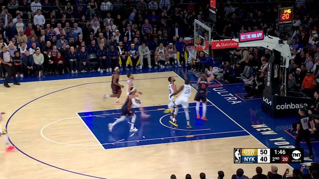 完全没有受到影响 迪文琴佐灵蛇出洞突破轻松上篮