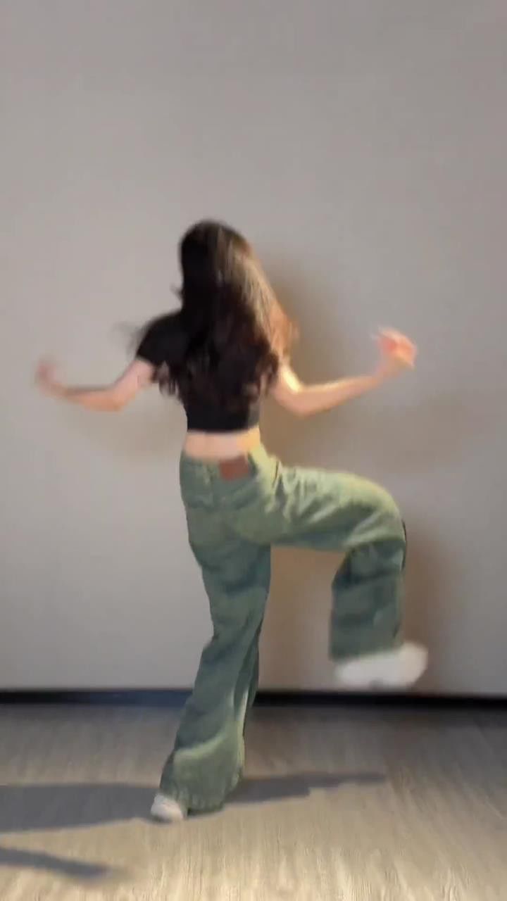 没有泫雅的夏天是不完整的#bubblepop泫雅#bubblepop舞蹈挑战#nanan