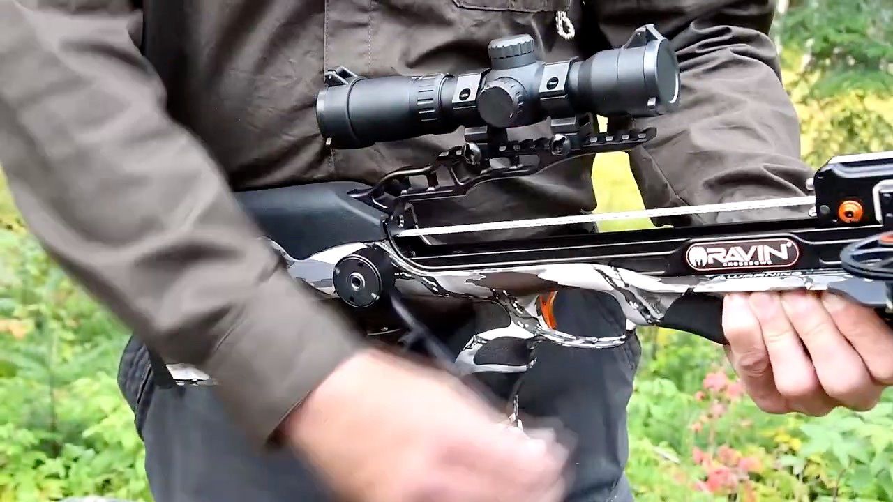 国外合法拍摄黑风t2折叠弩黑风t3绞盘复合弩手炮4弩户外性能测试娱乐