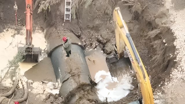 供水管道突发破裂 呼和浩特市区大面积停水48小时