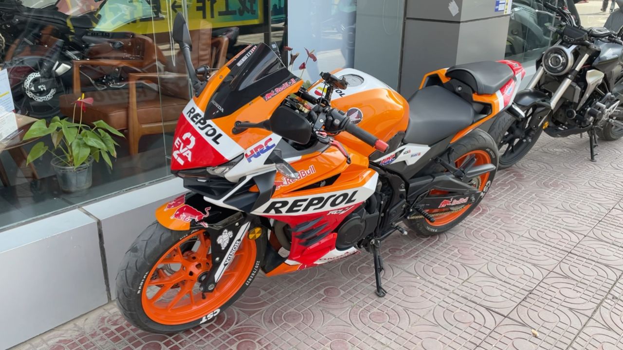 实拍五羊本田wh400-3摩托车