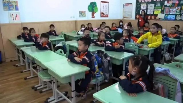 体博校园行——“天津与奥运”体育精神课程走进岳阳道小学