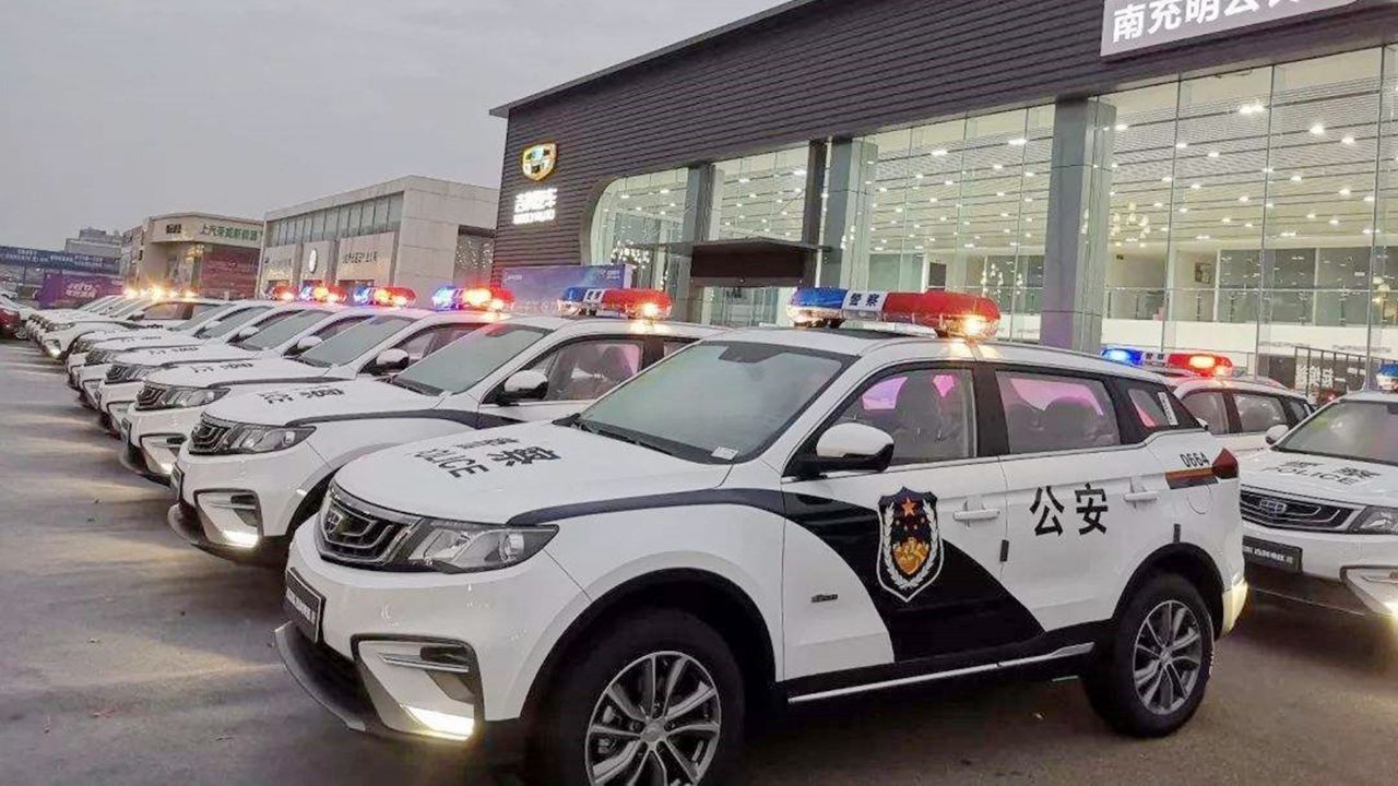 中国警车高清图片