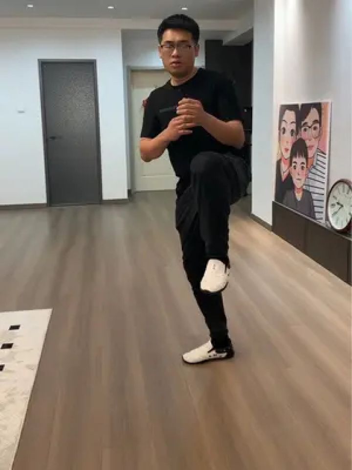 旋风踢详细教学#格斗 #腿法 #旋风踢