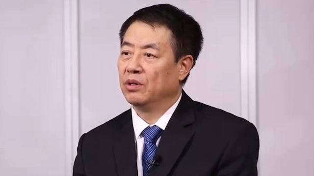 新冠疫苗之父杨晓明被查,背后多重身份背景曝光,细极思恐