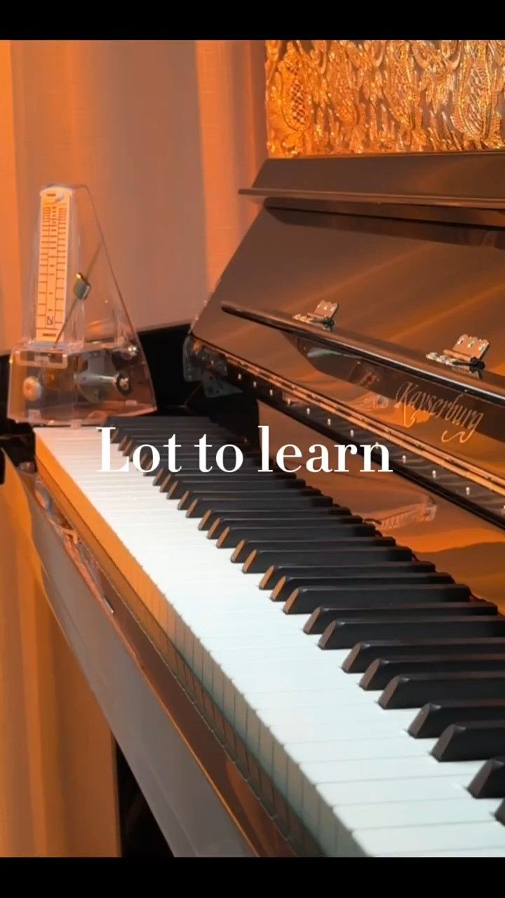 "海底月是天上月,眼前人是#lottolearn #钢琴心上人"