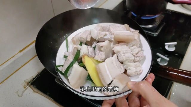 17000后第37个视频|家常版鹌鹑蛋红烧肉,简单又好吃