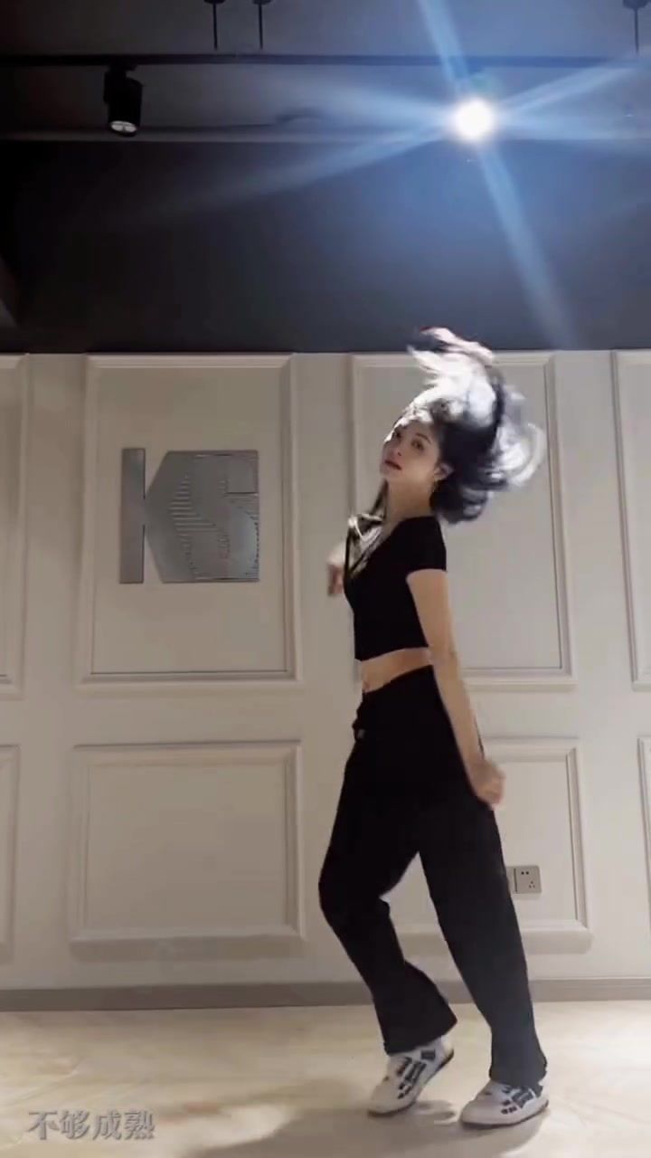 女神跳舞太美了#周洁琼 #魅力展示 #女明星跳舞