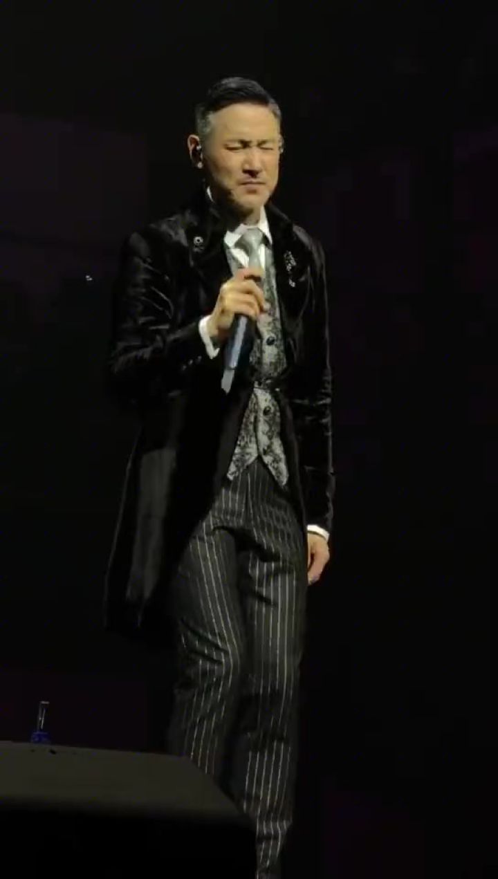 张学友巡回演唱会"偷心"