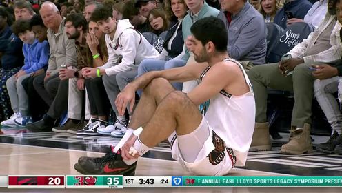 《NBA全场集锦》愿无大碍！阿尔达马90度崴脚被搀扶离场