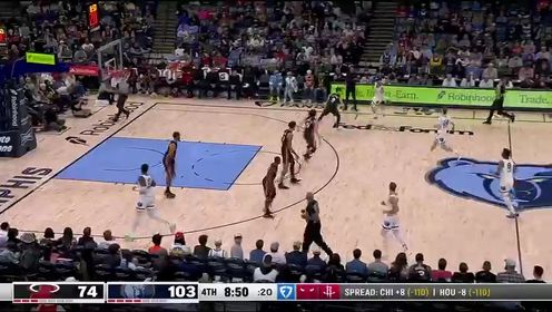 《NBA全场集锦》【回放】NBA常规赛：热火vs灰熊第4节英文原声回放