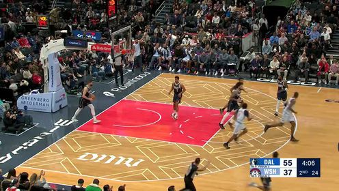 《NBA全场集锦》茶叶泡开了！普尔接球速射三分一击即中 连续48场命中三分超比尔