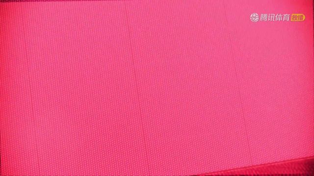 年轻活力无限 贾雷斯-沃克接球轰炸篮筐单手暴扣