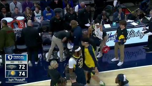 《NBA全场集锦》NBA常规赛：鹈鹕vs步行者第3节英文原声回放