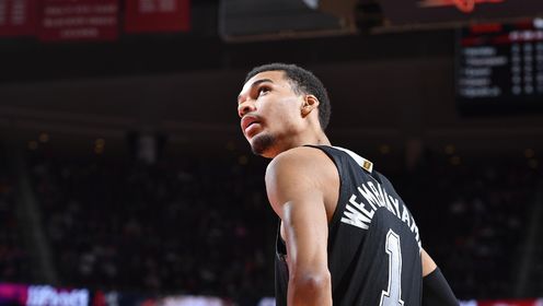 《TOP时刻》【原声】12日NBA十佳球 夏普脚踝终结泰斯文班亚马单臂隔扣申京