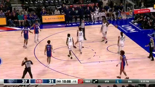 NBA常规赛：灰熊vs活塞英文原声全场回放