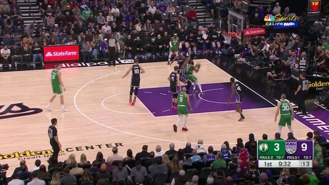 布朗vs国王集锦 28分6助上演单臂炸扣