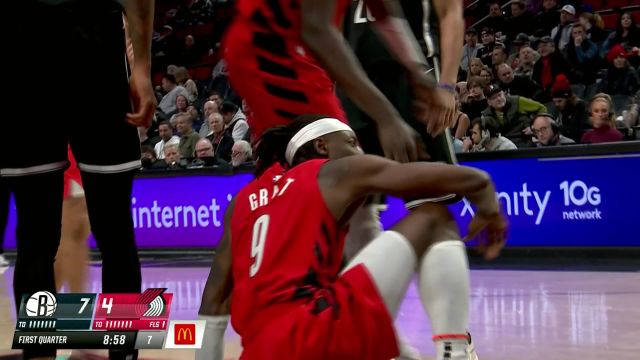 布里奇斯vs开拓者集锦 拿下21分无奈难以撑起大场面