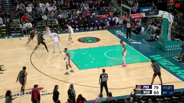 让进攻变得非常轻松 杜兰特后场长传比尔接球上篮