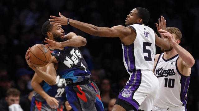 国王107-77篮网 国王5人得分上双大胜对手结束连败