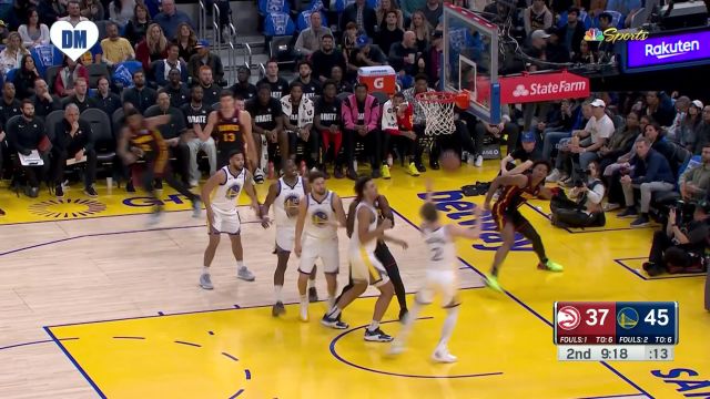 这一点怎能让他为所欲为？博格丹诺维奇无人盯防三分穿针