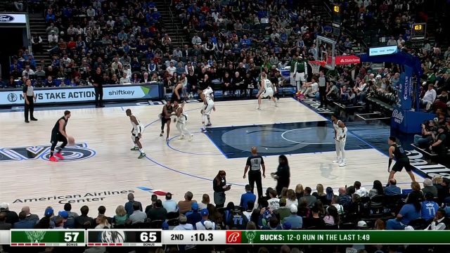 AJ-格林与利拉德手感火热 连中三分还有个压哨