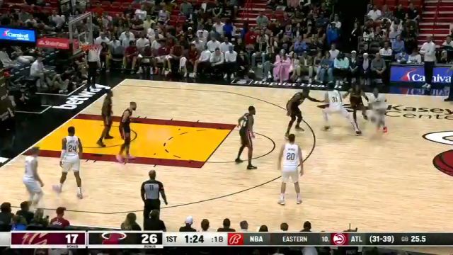 NBA常规赛：骑士vs热火英文原声全场回放