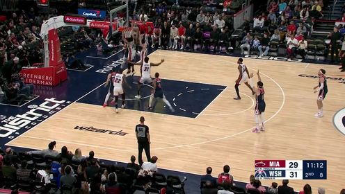 《NBA全场集锦》空配连线美如画！哈克斯行进间高抛喂饼助攻托布干拔重扣
