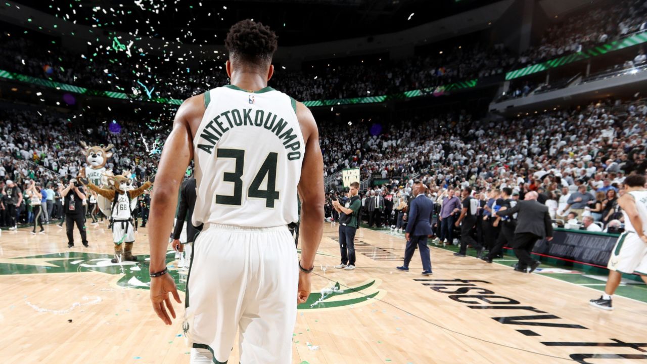 字母哥举火烧天,30 18 11难阻球队败北!