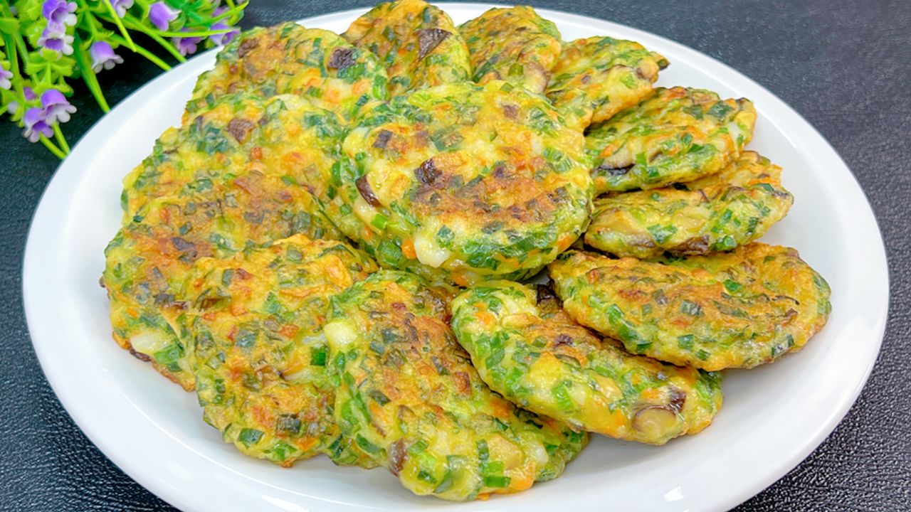 韭菜饼这种做法最好吃,不蒸不油炸,柔软鲜香又酥脆,孩子超爱吃