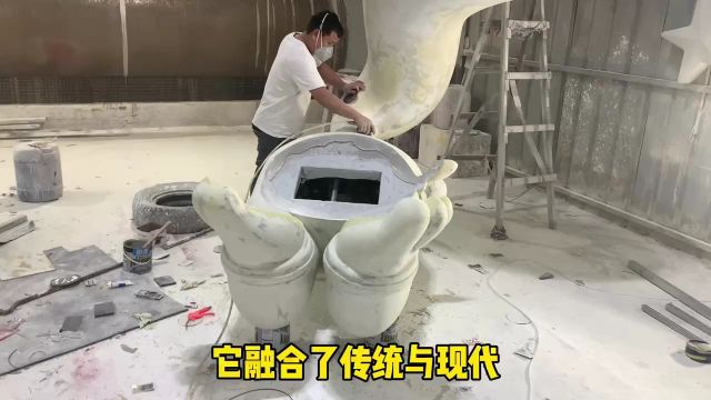  在这个充满创意与艺术的时代,玻璃钢雕塑已经成为了美陈布置的热门选择.但你知道吗?选择一个好的玻璃钢雕塑厂家