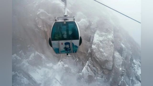 陕西渭南:雪后登华山北峰 看北国靓丽风光